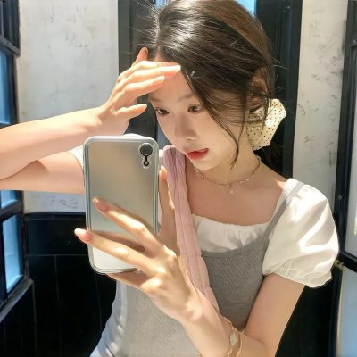 杜鹃花飞